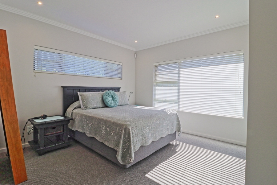 3 Bedroom Property for Sale in Diaz Beach Western Cape